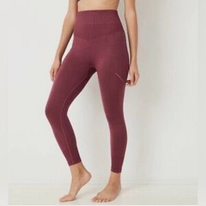 High Rise  7/8 Length Leggings In Fig- JoyLab